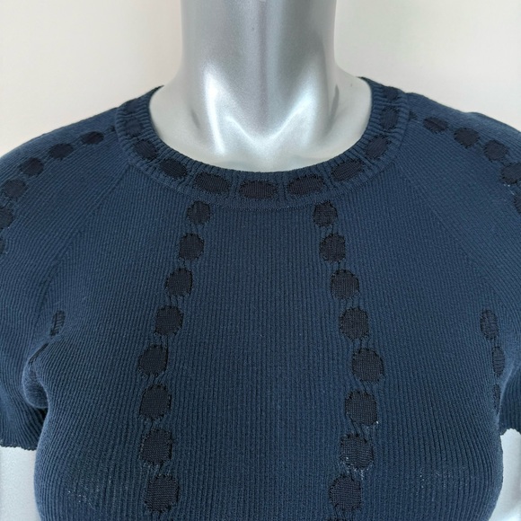 CHANEL women blouse size 44FR or XL Authentic Retail 1850$ - Picture 8 of 11